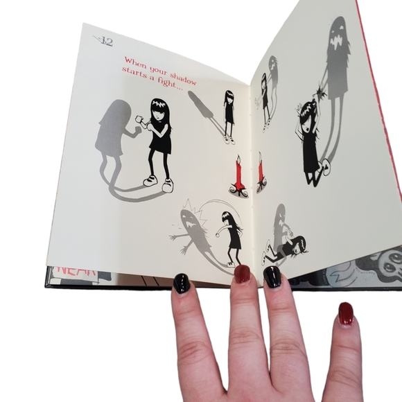 Emily The Strange Emily's Good Nightmares Book - Picture 14 of 15